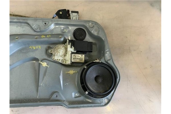 Recambio de elevalunas electrico delantero izquierdo para volkswagen golf iv berlina (1j1) 2.0 referencia OEM IAM 1J19598010 101