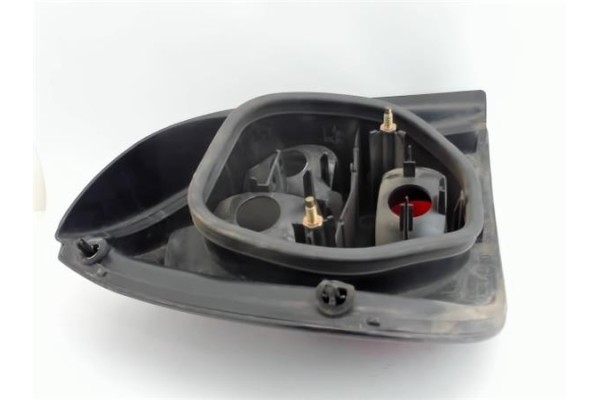 Recambio de piloto trasero derecho para renault megane i scenic (ja0) referencia OEM IAM 7700831731  