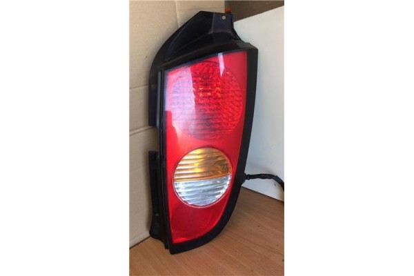 Recambio de piloto trasero derecho para hyundai atos prime (mx)(2000) 1.0 gl [1,0 ltr. - 40 kw cat] referencia OEM IAM 92401055 