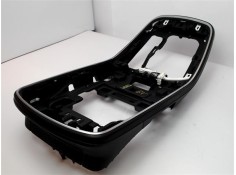 Recambio de embellecedor consola central para renault grand scenic iv 1.2 tce referencia OEM IAM 682605918R 1785828NTE9339 