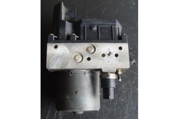 Recambio de nucleo abs para ford mondeo ii (bap) 2.0 i referencia OEM IAM 1S7120405AK 0265225061 0265950025 