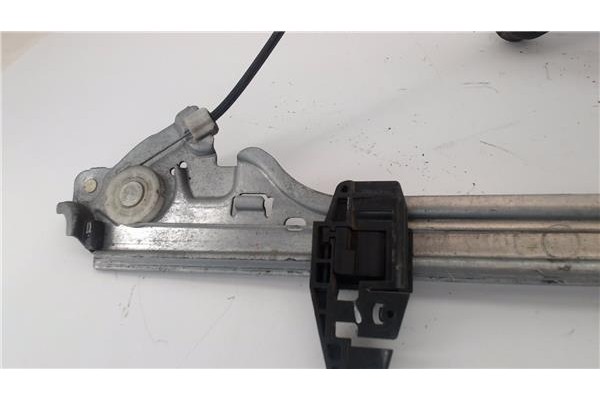 Recambio de mecanismo elevalunas trasero izquierdo para renault modus i 1.5 dci (fp0f, jp0f) referencia OEM IAM 118277 820021925