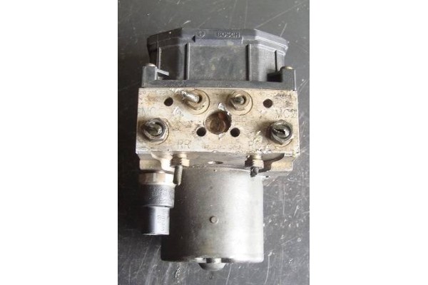 Recambio de nucleo abs para ford mondeo ii (bap) 2.0 i referencia OEM IAM 1S7120405AK 0265225061 0265950025 