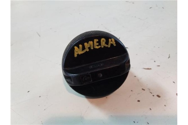 Recambio de tapon combustible para nissan almera ii hatchback (n16) 1.5 referencia OEM IAM    Recambio de tapon combustible para nissan almera ii hatchback (n16) 1.5 referencia OEM IAM