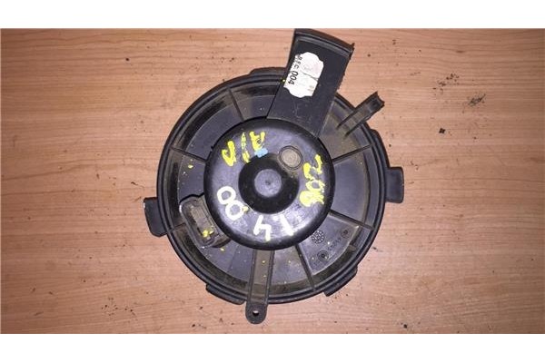 Recambio de motor calefaccion para peugeot 206 1.4 i referencia OEM IAM  6424501 