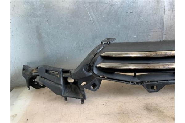 Recambio de rejilla paragolpes delantero para citroen c4 picasso 1.6 hdi referencia OEM IAM 74160000000  