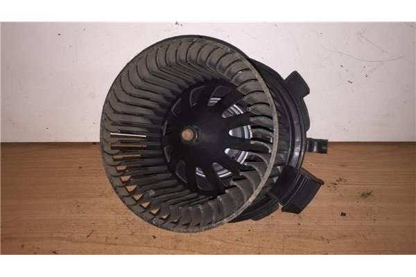 Recambio de motor calefaccion para peugeot 206 1.4 i referencia OEM IAM  6424501 