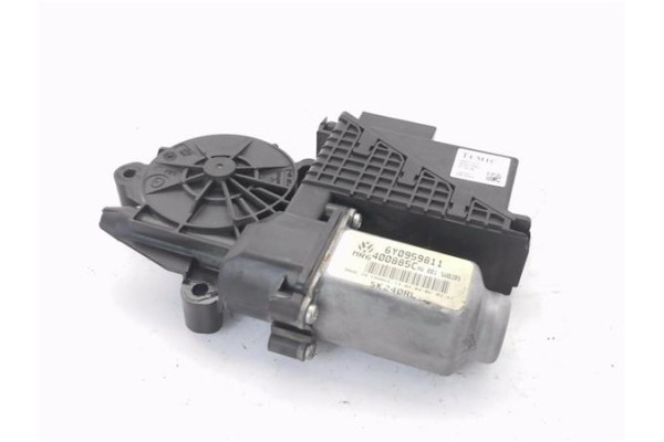 Recambio de motor elevalunas trasero izquierdo para skoda fabia (6y2/6y3) 1.9 tdi referencia OEM IAM 6Q0959811A 6Y0959811 