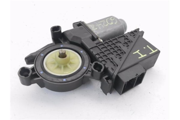 Recambio de motor elevalunas trasero izquierdo para skoda fabia (6y2/6y3) 1.9 tdi referencia OEM IAM 6Q0959811A 6Y0959811 