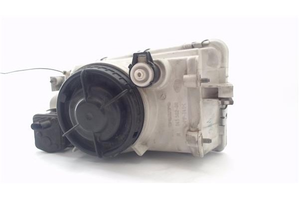 Recambio de faro delantero dcho para volvo v40 familiar 1.8 referencia OEM IAM 14556200  