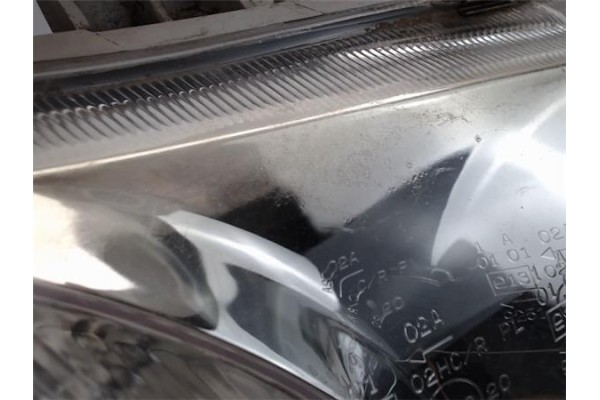 Recambio de faro delantero dcho para kia carnival referencia OEM IAM   