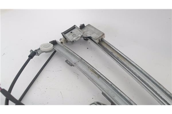 Recambio de mecanismo elevalunas delantero izquierdo para seat ibiza (6k3) 1.4 referencia OEM IAM 6K4839401G  
