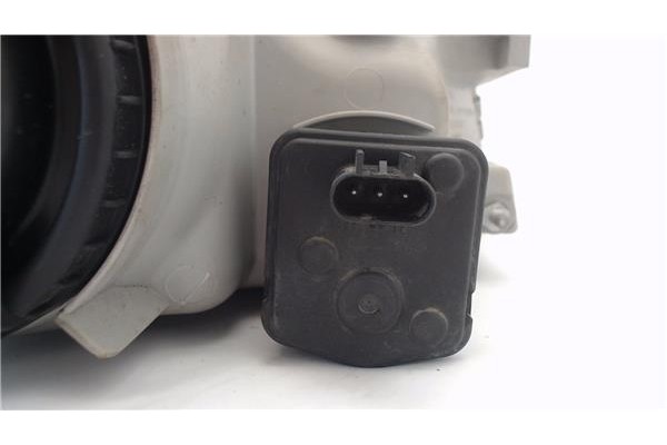 Recambio de faro delantero izquierdo para volvo v40 familiar 1.8 referencia OEM IAM 087731106L  