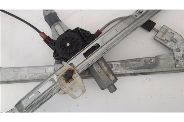 Recambio de mecanismo elevalunas delantero derecho para peugeot 206 2.0 hdi 90 referencia OEM IAM 9222F7  