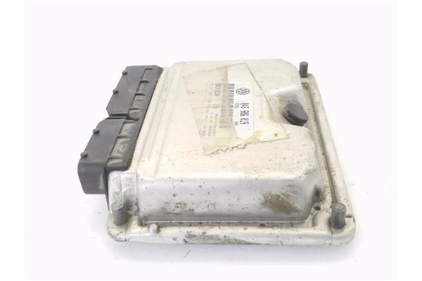 Recambio de centralita para volkswagen polo iii berlina (6n2) 1.4 trendline referencia OEM IAM 045906019 0281001940 