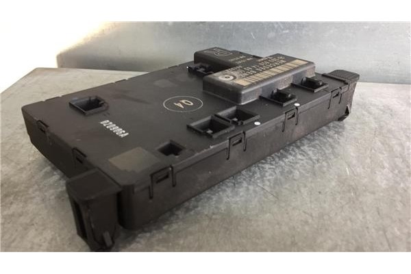 Recambio de centralita cierre para mercedes-benz clase c (bm 203) berlina 1.8 180 compressor (203.046) referencia OEM IAM 203820