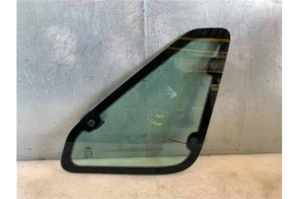 Recambio de luna maletero lat. derecho para land rover freelander (ln) 2.0 di referencia OEM IAM CPD100903  