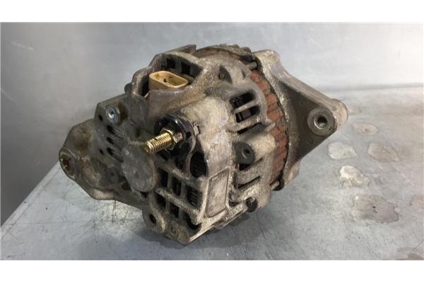 Recambio de alternador para nissan almera (n15) 1.6 referencia OEM IAM 231000M010  