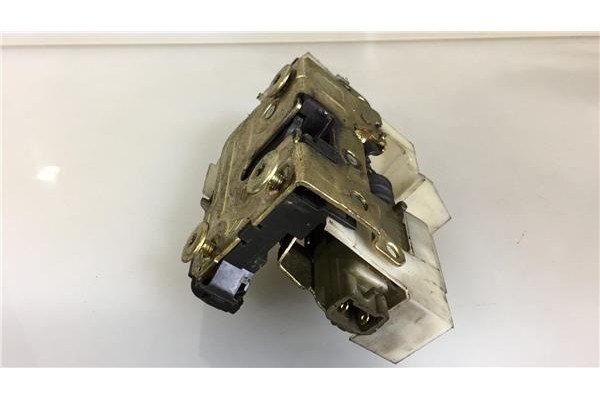 Recambio de cierre electromagnetico delantero derecho para renault megane i classic (la0)(1996) 1.9 d (la0a, la0u) referencia OE