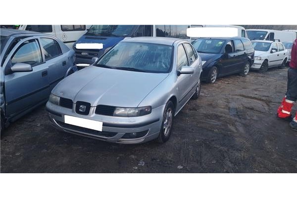 seat leon (1m1)(11.1999) del año 