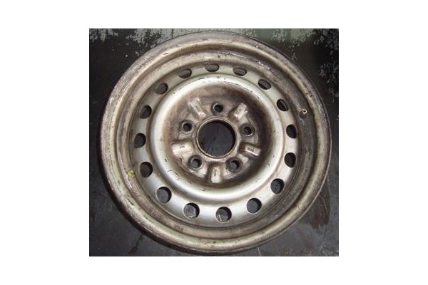 Recambio de llanta para nissan vanette cargo (hc23) 2.3 d referencia OEM IAM   