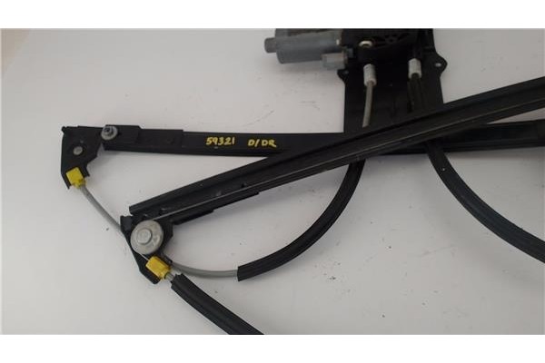 Recambio de mecanismo elevalunas delantero derecho para citroen xsara picasso 2.0 hdi referencia OEM IAM 9222F9  