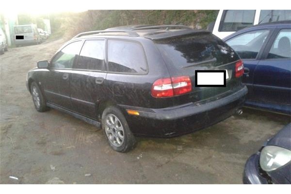 volvo v40 familiar (1995) del año 