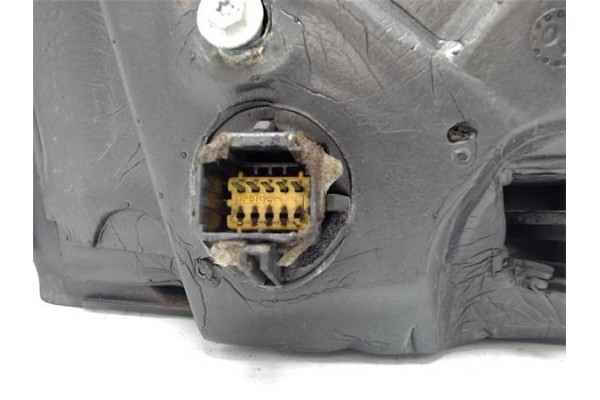 Recambio de retrovisor electrico izquierdo para renault megane ii berlina 5p referencia OEM IAM   
