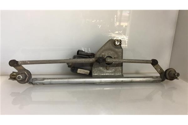 Recambio de motor limpiaparabrisas delantero para opel corsa b (1993) 1.2 i 16v referencia OEM IAM 22107719  
