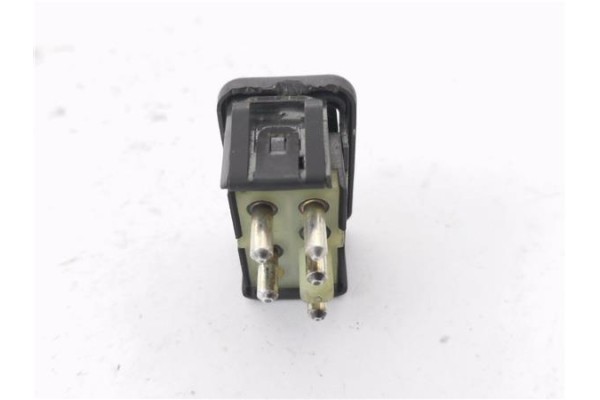 Recambio de mando elevalunas delantero izquierdo para volvo v40 familiar 1.8 referencia OEM IAM 3458021  