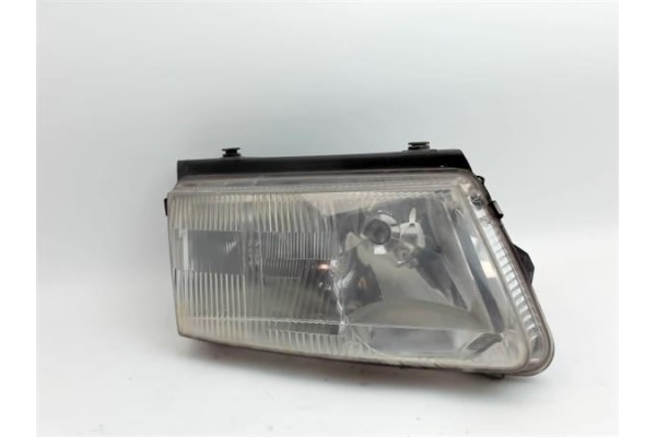 Recambio de faro delantero dcho para volkswagen passat berlina (3b2) referencia OEM IAM 3B0941018R  