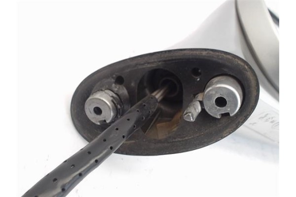 Recambio de retrovisor derecho para mitsubishi carisma berlina 4 (da0) referencia OEM IAM   