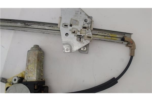 Recambio de mecanismo elevalunas delantero izquierdo para volvo v40 familiar 1.8 referencia OEM IAM FR11600940B  