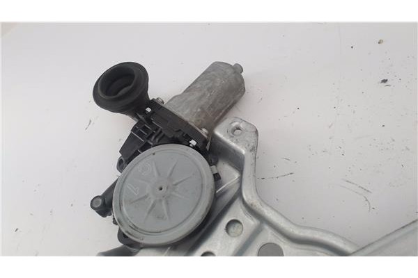 Recambio de mecanismo elevalunas delantero derecho para suzuki swift iii (sg) 1.3 ddis referencia OEM IAM 8340163J51  