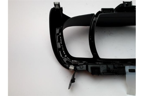 Recambio de embellecedor cuadro instrumentos para renault grand scenic iv 1.2 tce referencia OEM IAM 1601890NTE171725609  