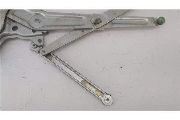 Recambio de mecanismo elevalunas delantero derecho para suzuki swift iii (sg) 1.3 ddis referencia OEM IAM 8340163J51  