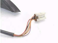 Recambio de retrovisor electrico izquierdo para volvo v40 familiar 1.8 referencia OEM IAM E10117373  