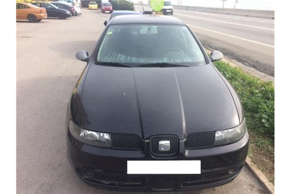seat leon (1m1)(11.1999) del año 