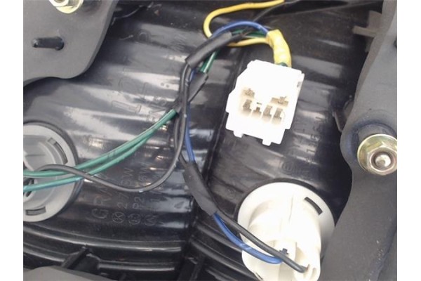 Recambio de piloto trasero derecho para hyundai coupe (rd) referencia OEM IAM 9240227510  