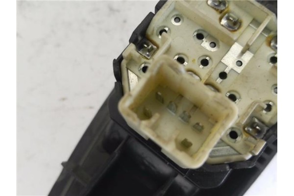 Recambio de mando elevalunas delantero izquierdo para daewoo kalos 1.2 se referencia OEM IAM 96540780 612W13710 