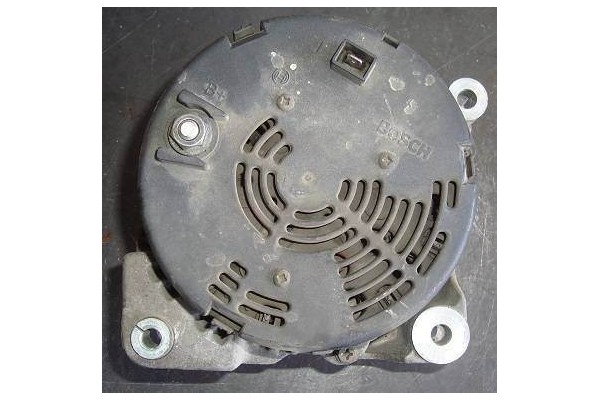 Recambio de alternador para volvo serie 850 2.5 referencia OEM IAM 9162683 0123505014 