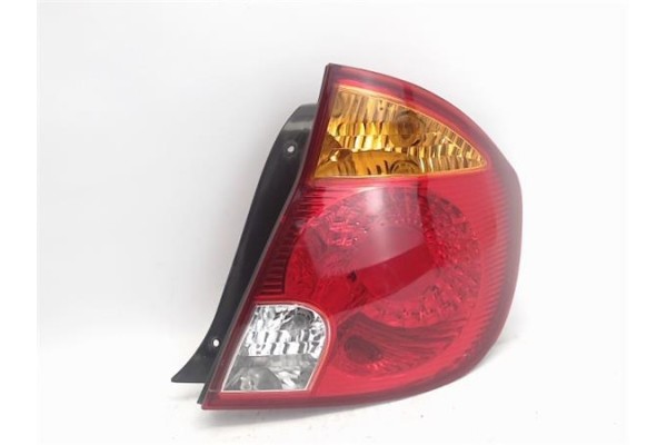 Recambio de piloto trasero derecho para hyundai accent (lc) referencia OEM IAM 9240225710  