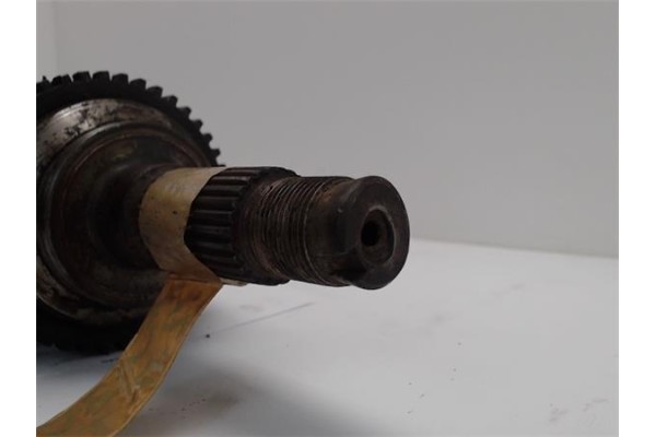 Recambio de palier delantero izquierdo para mazda 323 f/s berlina (bj) 2.0 td referencia OEM IAM   