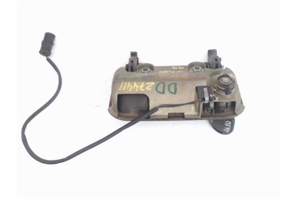 Recambio de maneta exterior delantero derecha para opel corsa b 1.2 i referencia OEM IAM 138039  