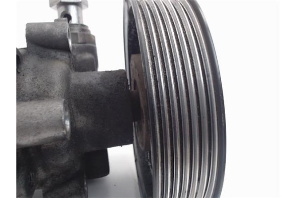 Recambio de bomba servodireccion para audi a4 avant (8e) referencia OEM IAM 8E0145156T   Recambio de bomba servodireccion para audi a4 avant (8e) referencia OEM IAM 8E0145156T