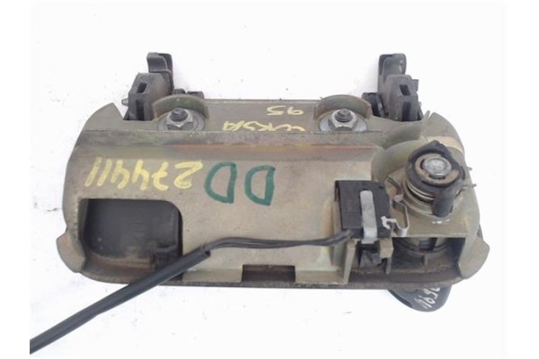 Recambio de maneta exterior delantero derecha para opel corsa b 1.2 i referencia OEM IAM 138039  