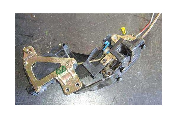 Recambio de cierre electromagnetico delantero derecho para hyundai accent (lc) 1.5 crdi referencia OEM IAM 8132025030  