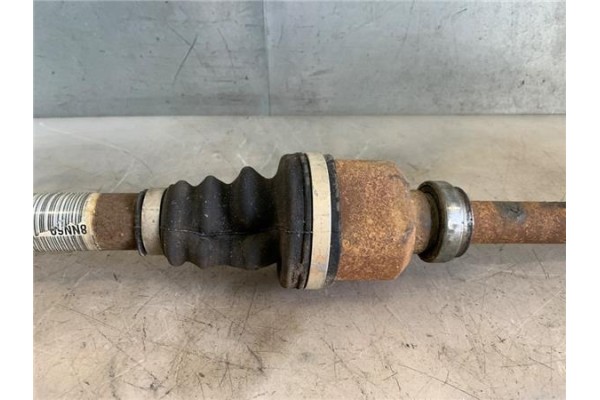 Recambio de palier delantero derecho para peugeot 3008 1.6 hdi referencia OEM IAM 3273QK  