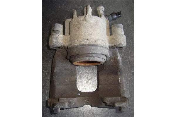 Recambio de pinza freno delantero derecha para ford focus (daw, dbw) 1.8 tdci referencia OEM IAM 4346372  
