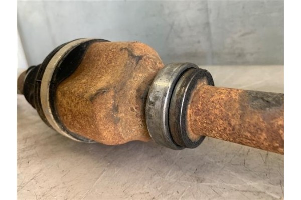 Recambio de palier delantero derecho para peugeot 3008 1.6 hdi referencia OEM IAM 3273QK  